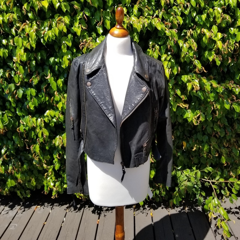 Diesel cropped moto leather jacket size Medium